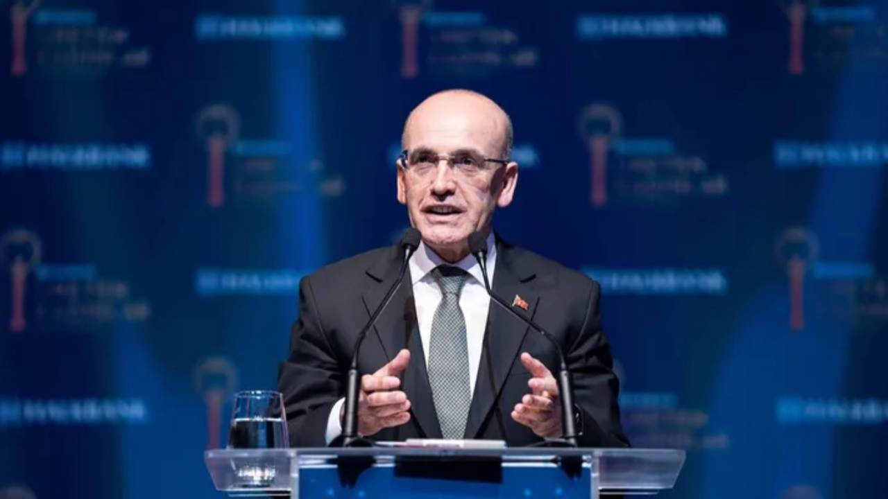 Bakan Şimşek: Okullarda finans dersi verilmesi için MEB ve SPK ile çalışıyoruz