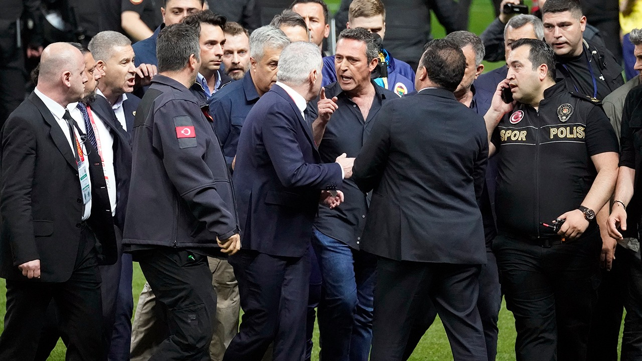 Olaylı derbi sonrası Ali Koç dahil 7 isim PFDK'ya sevk edildi