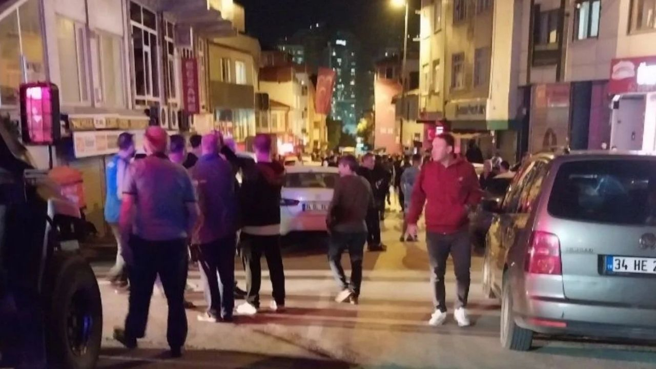 İstanbul Üsküdar'da pastaneye silahlı saldırı! Ölüler var!