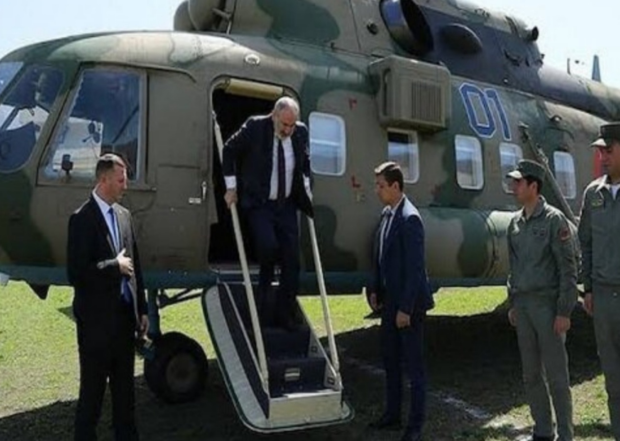 Ermenistan Başbakanı Paşinyan'ı taşıyan helikopter acil iniş yaptı