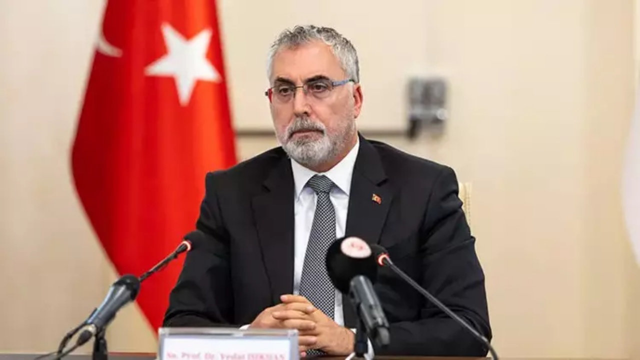 Bakan Işıkhan'dan EYT açıklaması: 2,5 milyon kişi daha sisteme dahil olacak