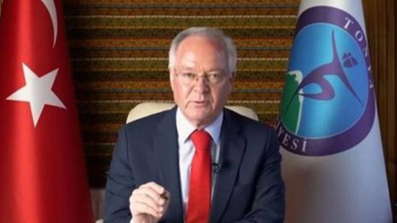 Darp edilen AK Partili belediye başkanının ifadesi ortaya çıktı! "Kafa atıp, elini silaha uzattı!"