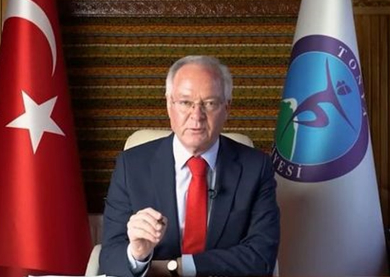Darp edilen AK Partili belediye başkanının ifadesi ortaya çıktı! "Kafa atıp, elini silaha uzattı!"