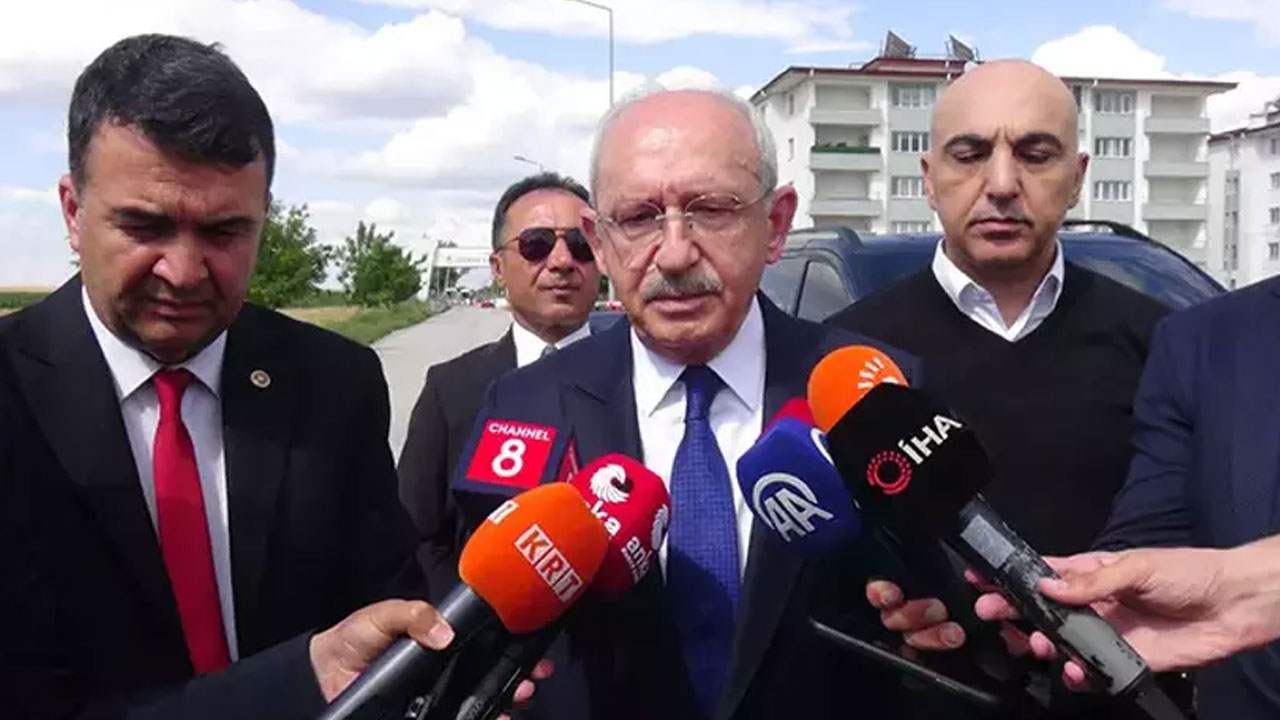 Cezaevinde Selahattin Demirtaş'ı ziyaret eden Kılıçdaroğlu: “Demirtaş’ın içerde tutulmasını asla doğru bulmuyorum”