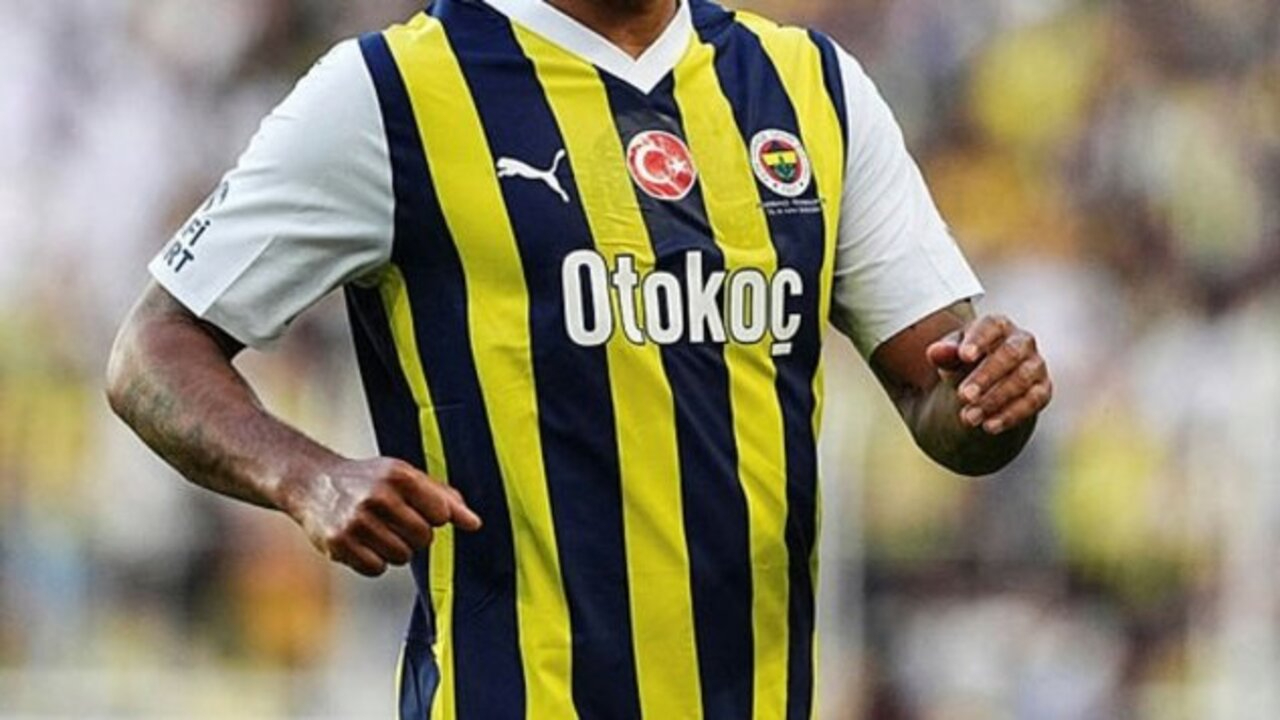 Fenerbahçe'de ayrılık! Yıldız oyuncu taraftara veda etti: Bu kulüpteki zamanım ne yazık ki bitti