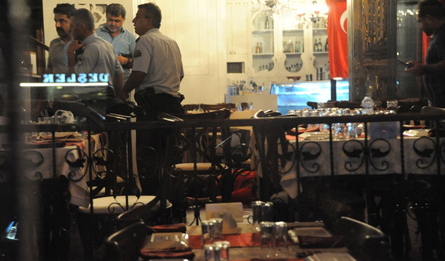 Restoranda silahlar konuştu: 2 ölü, 3 yaralı