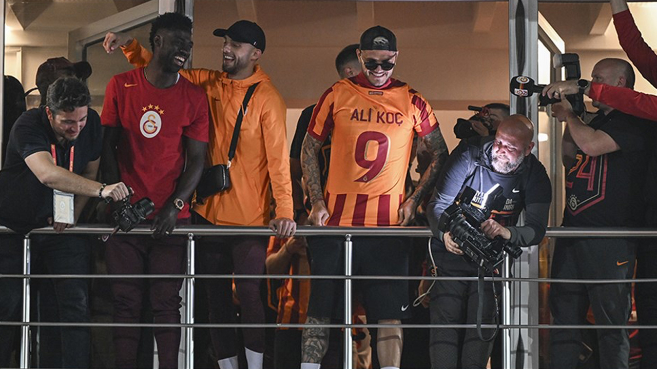 Mauro Icardi'den yeni sezon mesajı: "Gelecek sezon hedefi belirledim. 25. şampiyonluk ve 5. yıldız..."