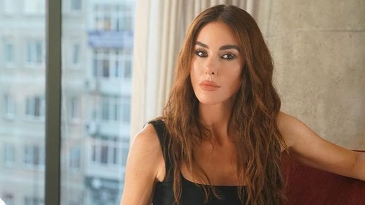 Defne Samyeli'den tepki çeken "Filistin" yorumu! Lafı evirdi, çevirdi İsrail için tek kelime etmedi! Eleştirenleri ''Tribünlere oynuyorlar'' diyerek suçladı