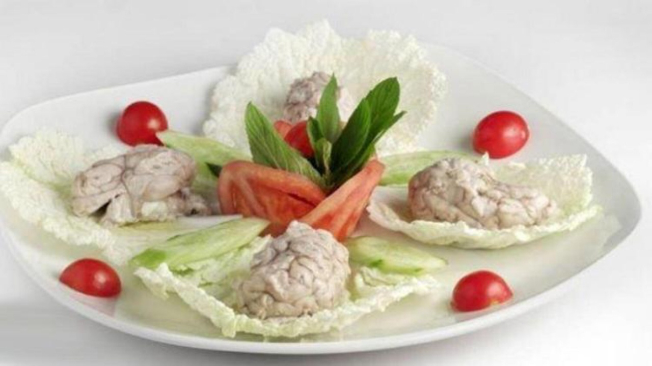 Beyin salatası nasıl yapılır? İşte en güzel beyin salatası tarifi...