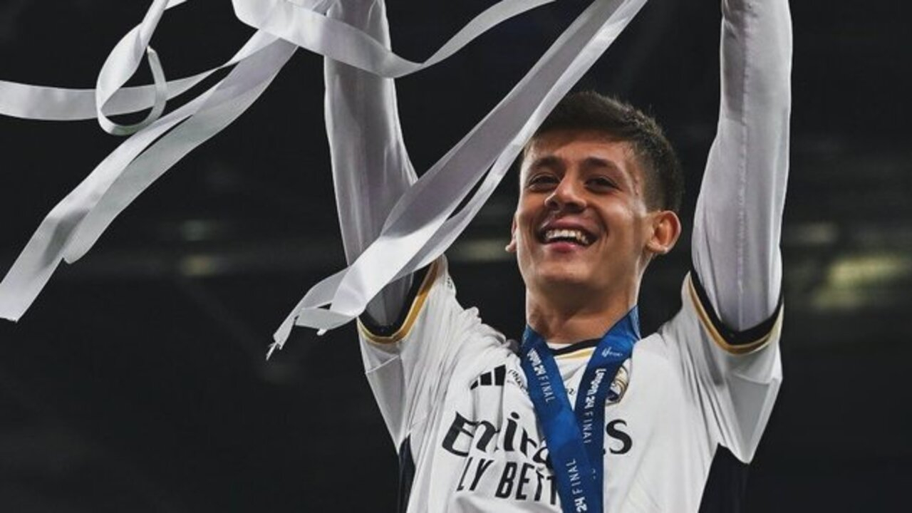 Real Madrid 15. kupasına ulaştı, Arda Güler adını tarihe yazdırdı!