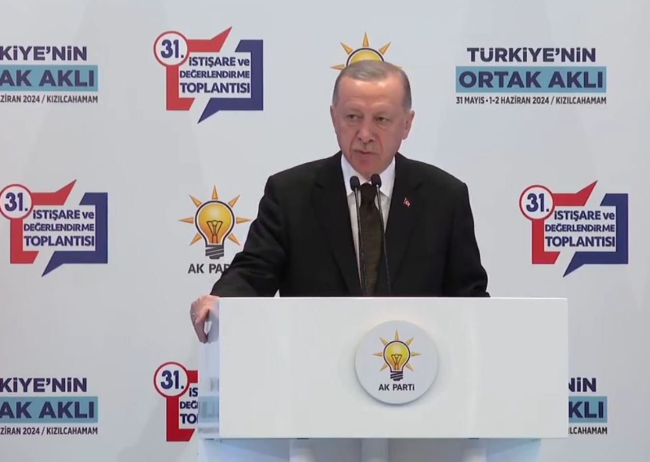 Cumhurbaşkanı Erdoğan AK Parti Kızılcahamam Kampı'nda duyurdu: Bayramdan önce CHP'ye iade-i ziyarette bulunacağım