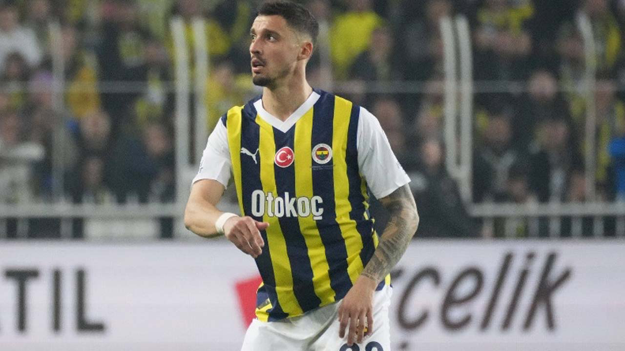Fenerbahçe'de yeni sezonun ilk transferi Rade Krunic oldu! Milan'dan bonservisi alındı