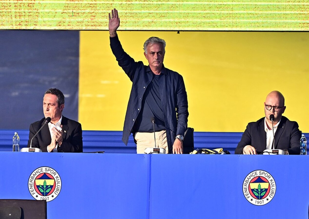 Jose Mourinho: Fenerbahçe forması artık bedenimin bir parçası!