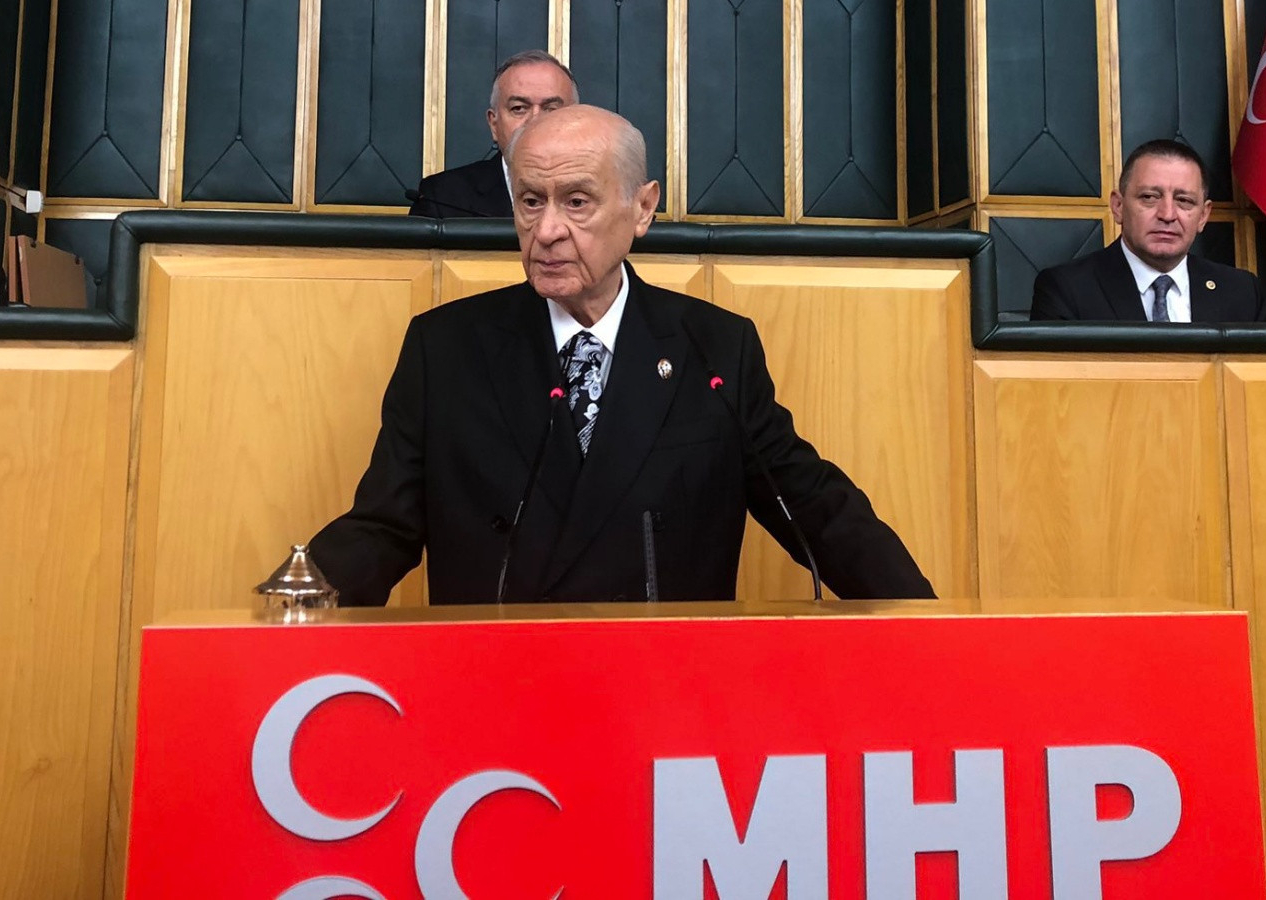 Devlet Bahçeli, "Türkiye muz cumhuriyeti değildir" diyerek çağrı yaptı: Terörist belediye başkanı, terörist milletvekili istemiyoruz!