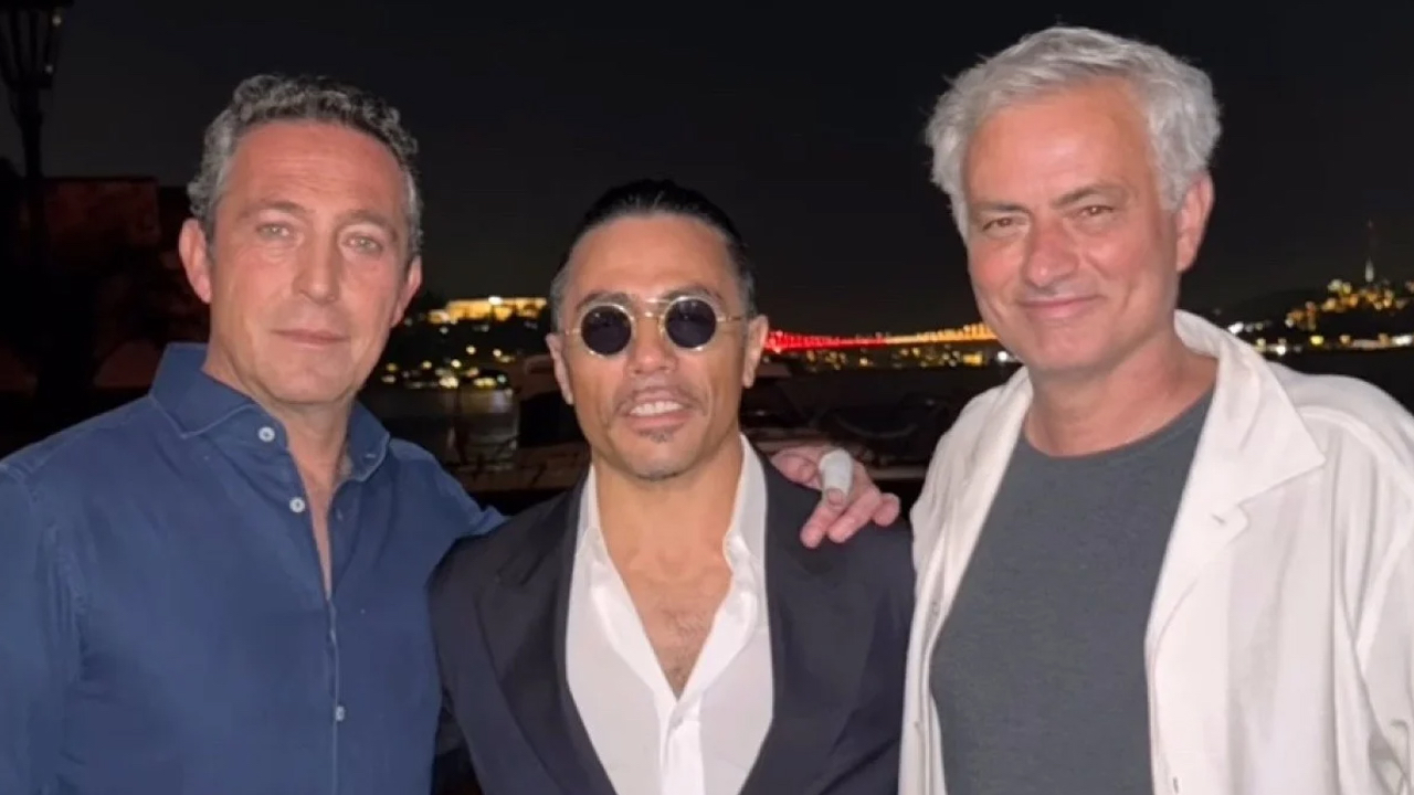 Ali Koç Jose Mourinho'yu Nusret'e götürdü, fotoğraftaki sarı kırmızı detay sosyal medyayı yıktı! "Galatasaray her yerde!"