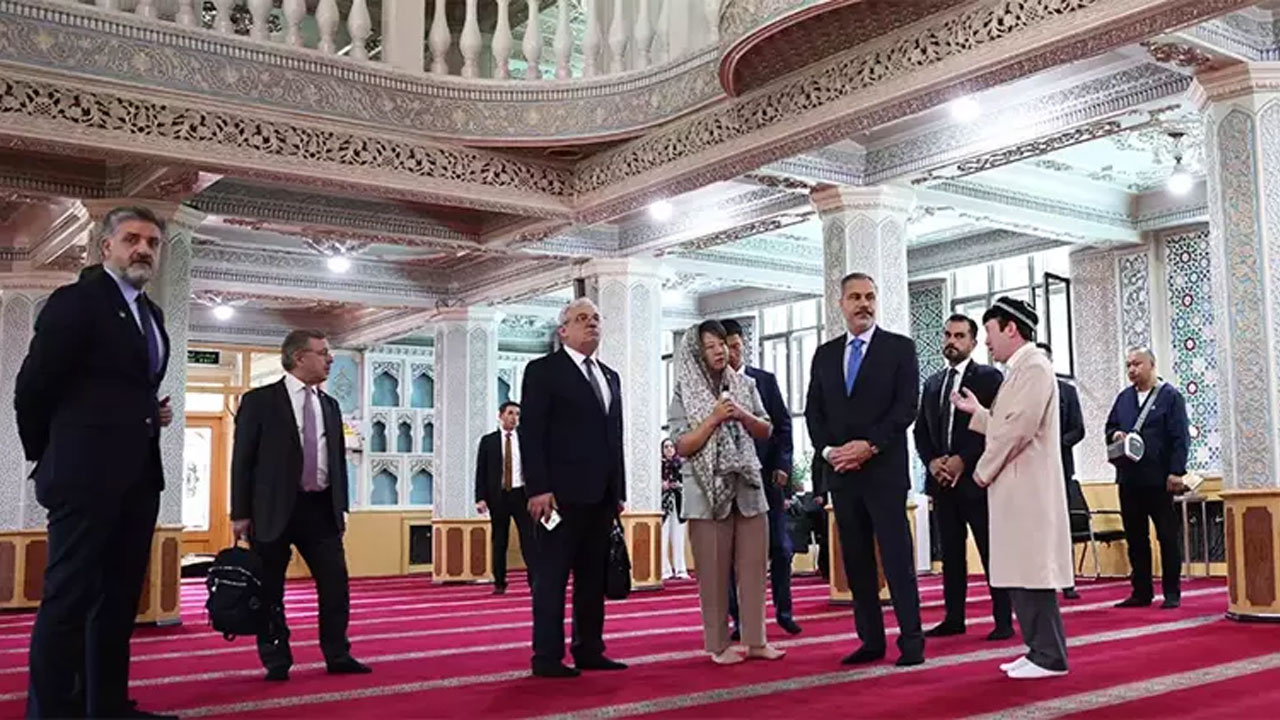 12 yıl sonra bir ilk! Bakan Fidan'dan Sincan Özerk Bölgesi'ne ziyaret!