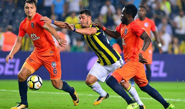 Başakşehir'den, Fenerbahçe'ye soğuk duş!
