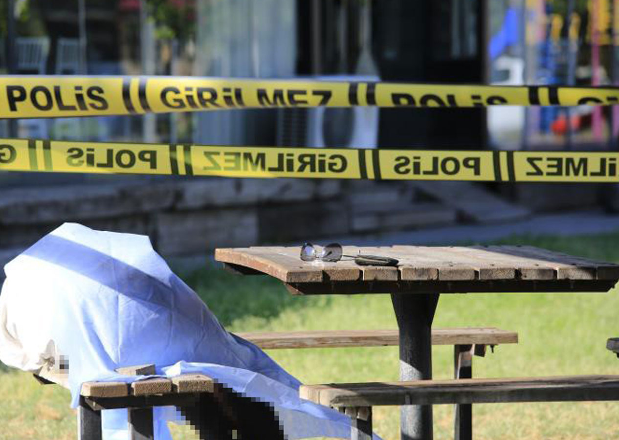 Ölüm bankta yakaladı geriye gözlük ve cüzdanı kaldı