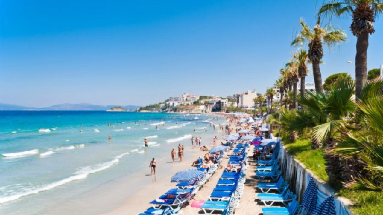 Hükümet devreye girdi! Plajlar vatandaşlara ücretsiz oluyor! Kuşadası, Didim ve Foça'dan tatilcileri sevindiren haber...