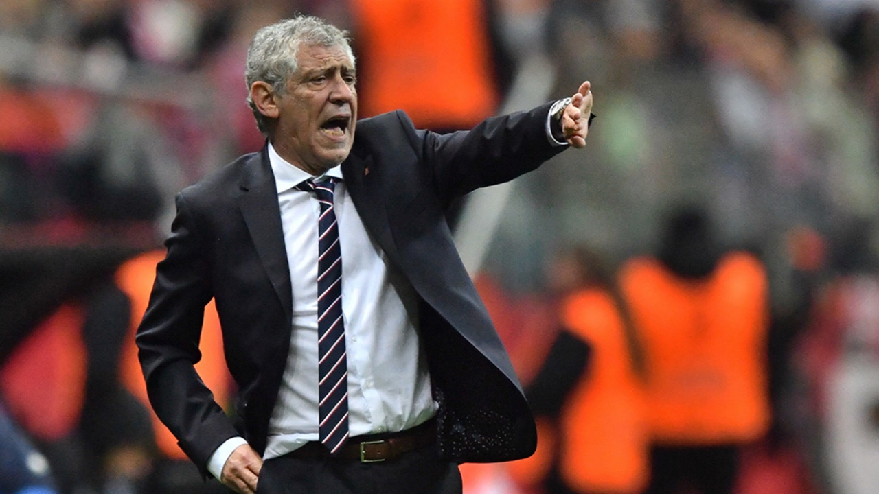 Azerbaycan'da Fernando Santos'un görevine son verildi