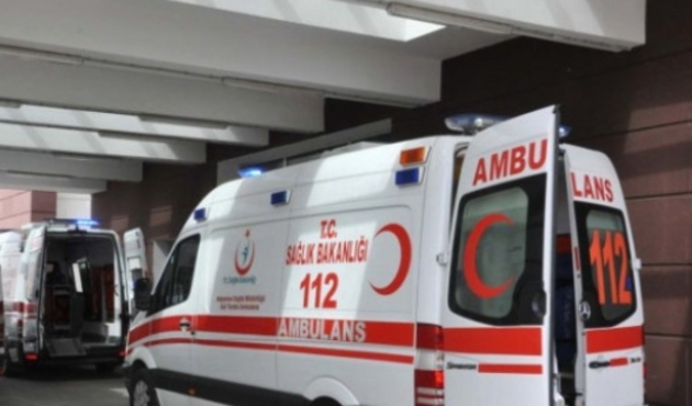 Ankara Adliyesi önünde bıçaklı kavga! Yaralılar var...