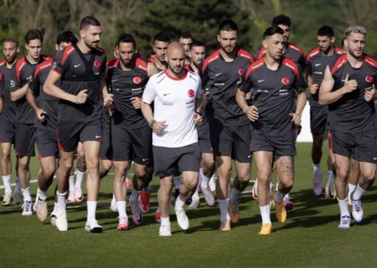 A Milli Futbol Takımı'nda EURO 2024 öncesi bir şok sakatlık daha! Yıldız oyuncu kadrodan çıkarılabilir