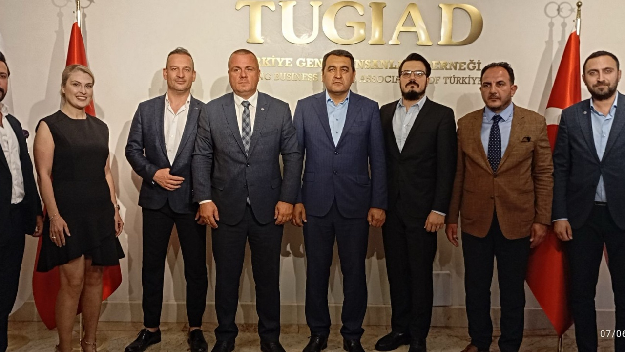 Özbekistan Türk iş insanlarını yatırıma davet etti