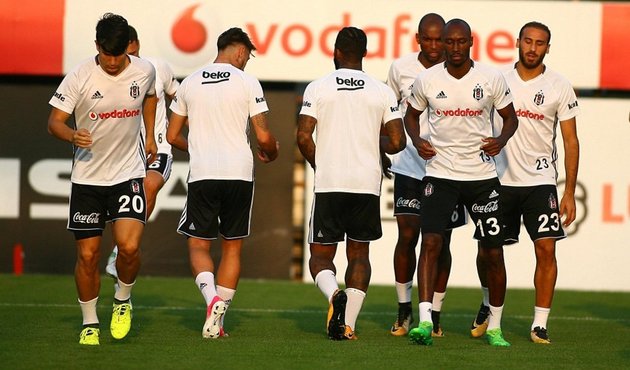 Beşiktaş'a Porto maçı önce büyük şok!