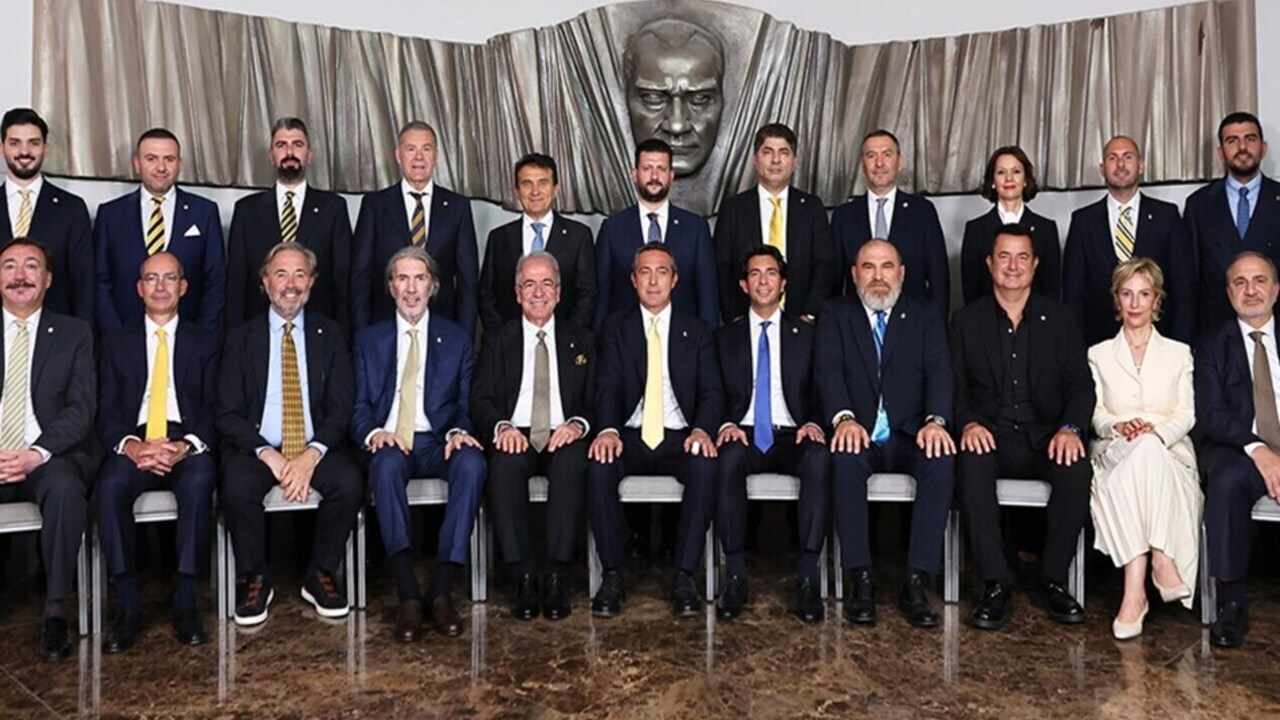 Ali Koç ve yönetim kurulu üyeleri mazbatasını törenle aldı!
