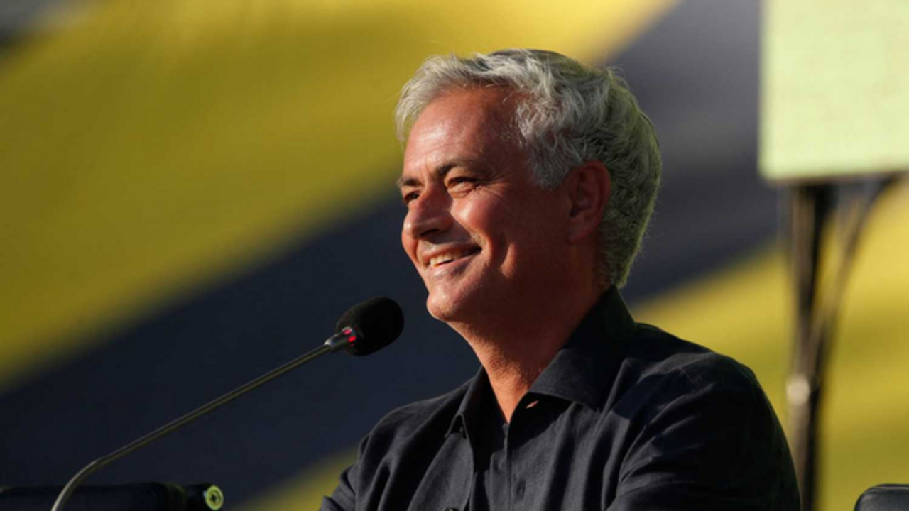 Jose Mourinho'lu Fenerbahçe sezonu Topuk Yaylası'nda açacak!