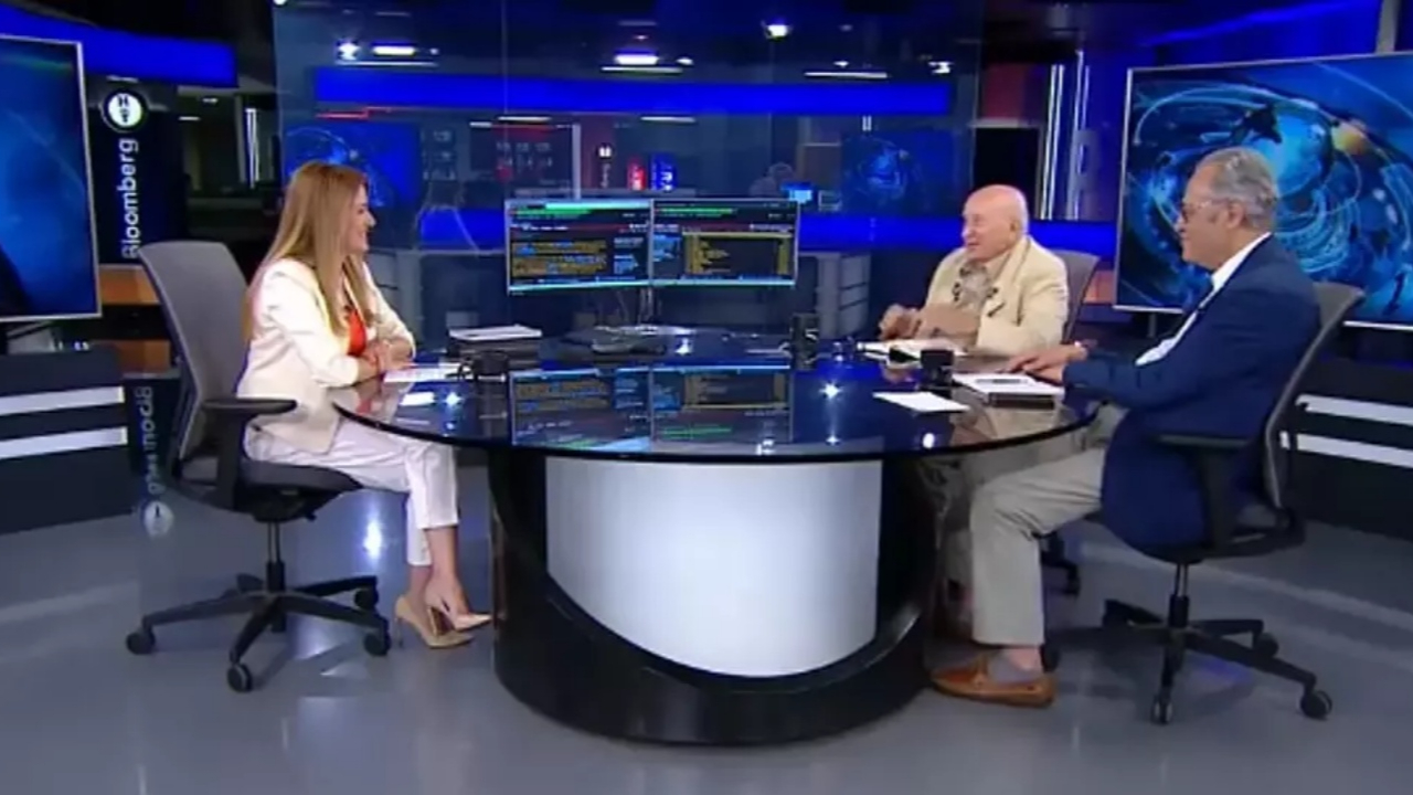Ünlü ekonomist Ege Cansen güneş kremi fiyatlarını eleştirdi! Yoğurt sürün
