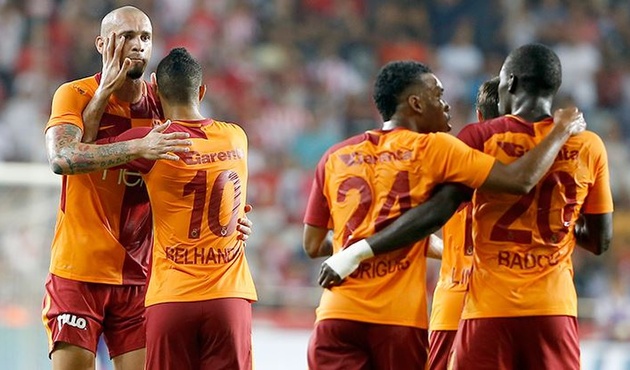 Galatasaray yönetiminden erken uyarı!