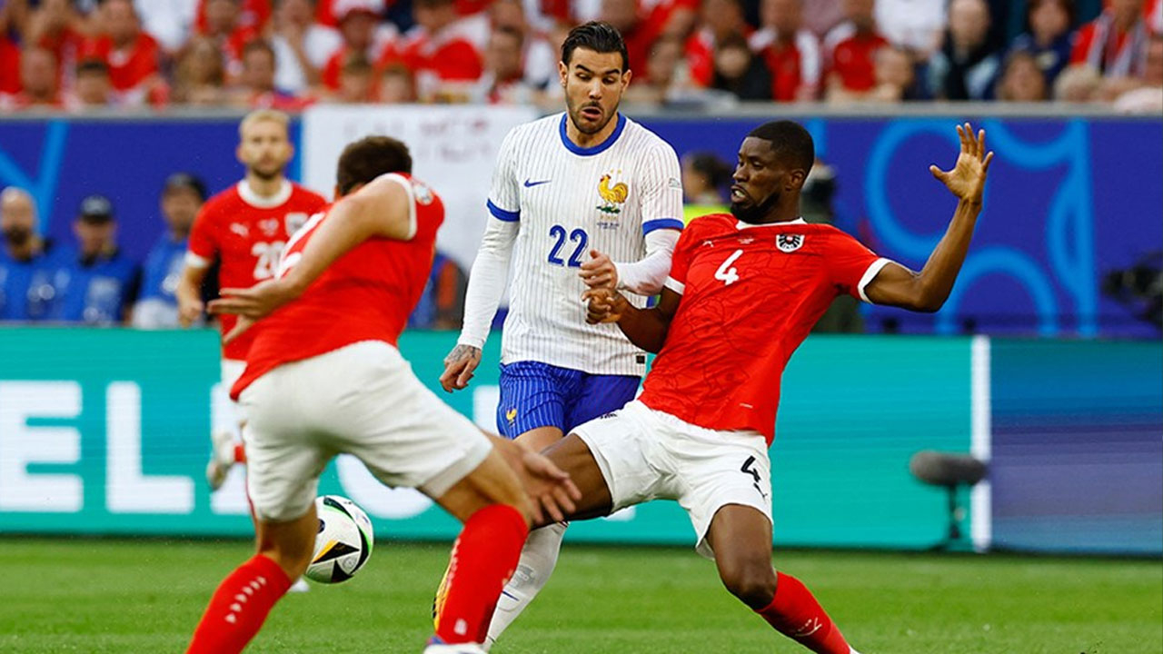 Avusturya maçı verdi! Euro 2024'te Avusturya kendi kalesine gol attı! Avusturya: 0 - Fransa: 1