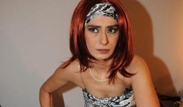 Yıldız Tilbe'nin kopyası! Ünlü şarkıcının kendisinden 17 yaş küçük kızı aynı annesi...