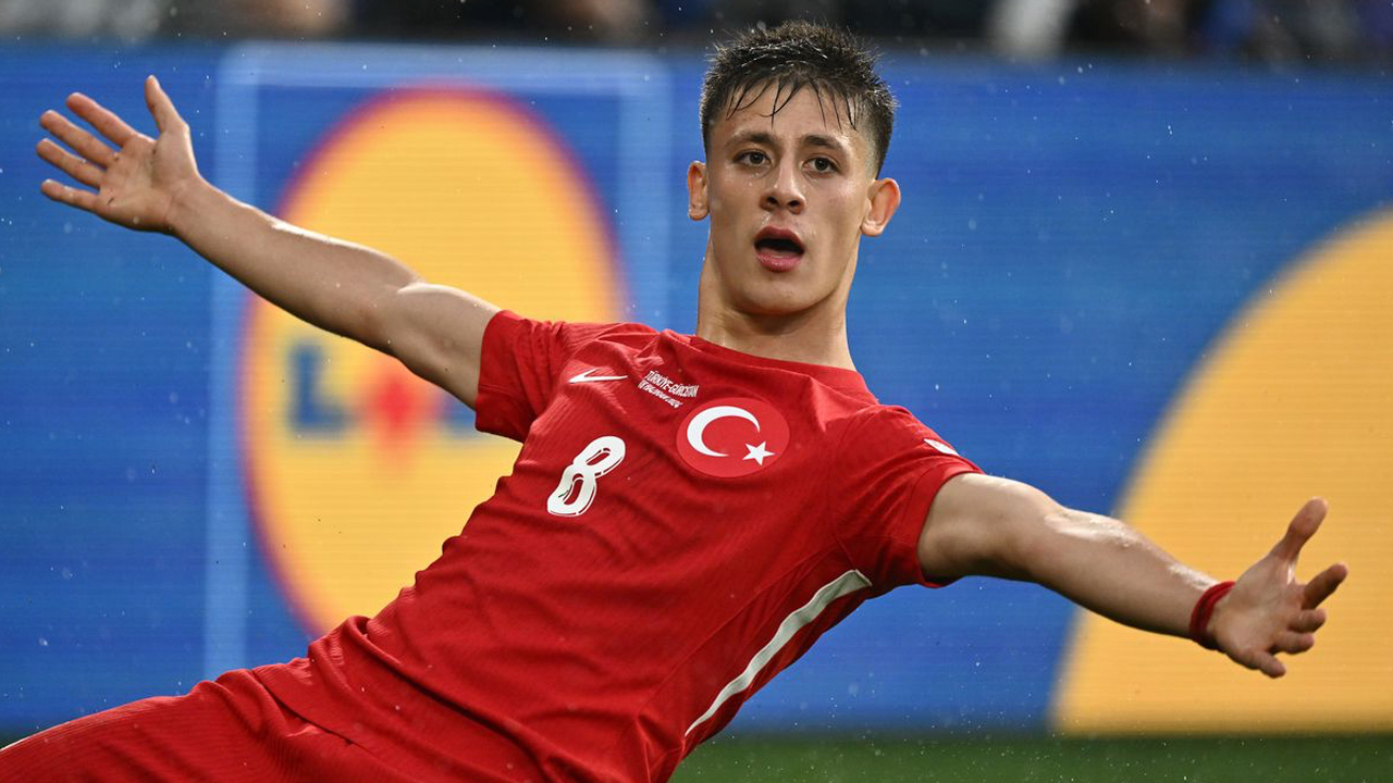 Real Madrid'in yıldızları Arda Güler'e mesaj yağdırdı! Courtois ve Bellingham'dan 'abi' yorumu