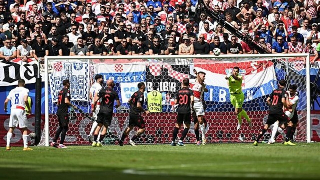 Arnavutluk 90+5'te attı, Hırvatistan yıkıldı! Hırvatistan 2 - 2 Arnavutluk | Maçın özeti
