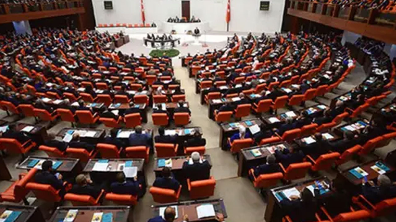 TBMM'de görüşüldü! Türk-İsrail çifte vatandaşı olup savaş suçuna dahil olanlar vatandaşlıktan çıkarılabilir