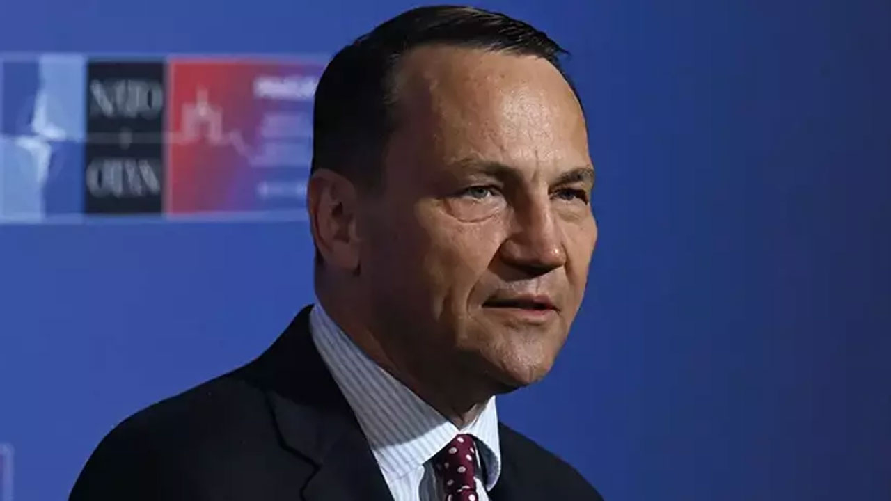 Polonya Dışişleri Bakanı Radoslav Sikorski: NATO'nun doğu kanadına yatırım yapılması gerekli