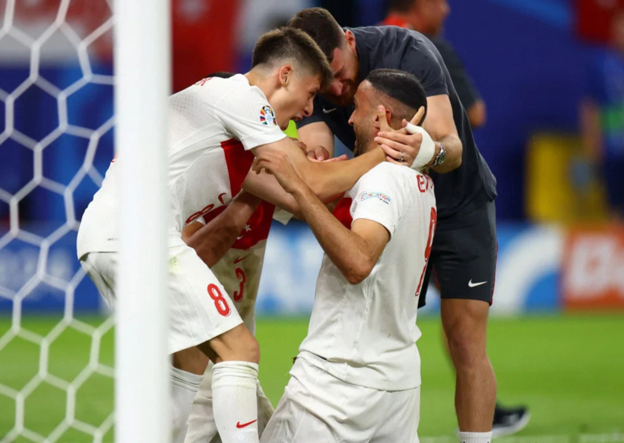 Bizim Çocuklar Çekya'yı yıktı, turun kapısını kırdı! Çekya 1 - 2 Türkiye | Maçın özeti