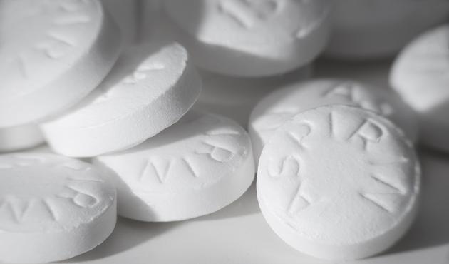 Aspirin çürüyen dişlerdeki hücreleri yenileyip tedavi ediyor!