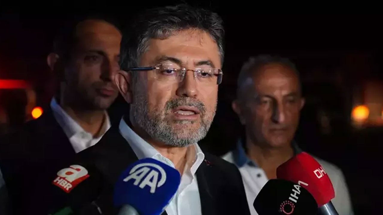 Bakan Yumaklı'dan İzmir'de orman yangınları açıklaması!