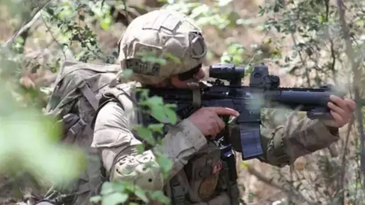 MSB duyurdu! 3 bölgede 7 PKK'lı terörist etkisiz hale getirildi