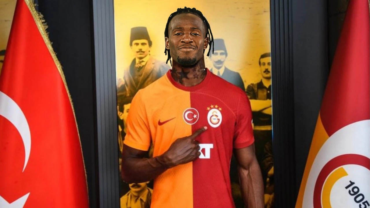 Galatasaray'ın yeni transferi Michy Batshuayi imza atmak için İstanbul'a geldi