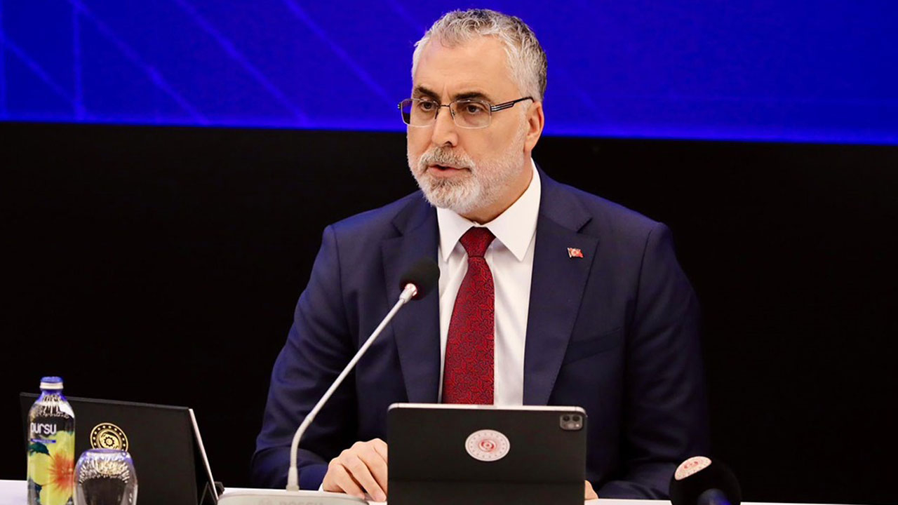 Çalışma ve Sosyal Güvenlik Bakanı Işıkhan: “Gerekli şartları sağlayan vatandaşlarımız Mesleki Yeterlilik Belgesi sahibi olabilecek”