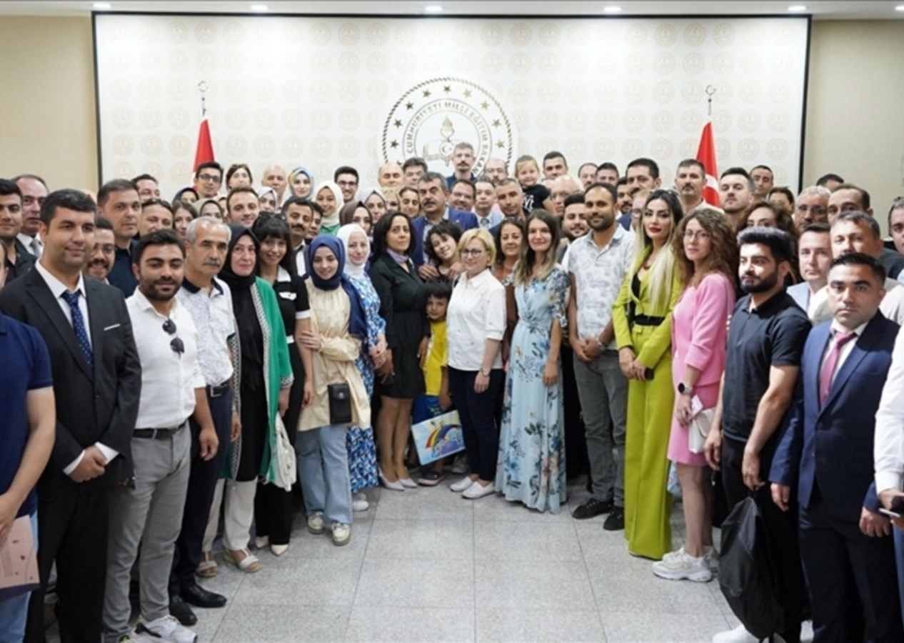 Yüz binlerce öğretmeni ilgilendiriyor! Tarihi açıklandı