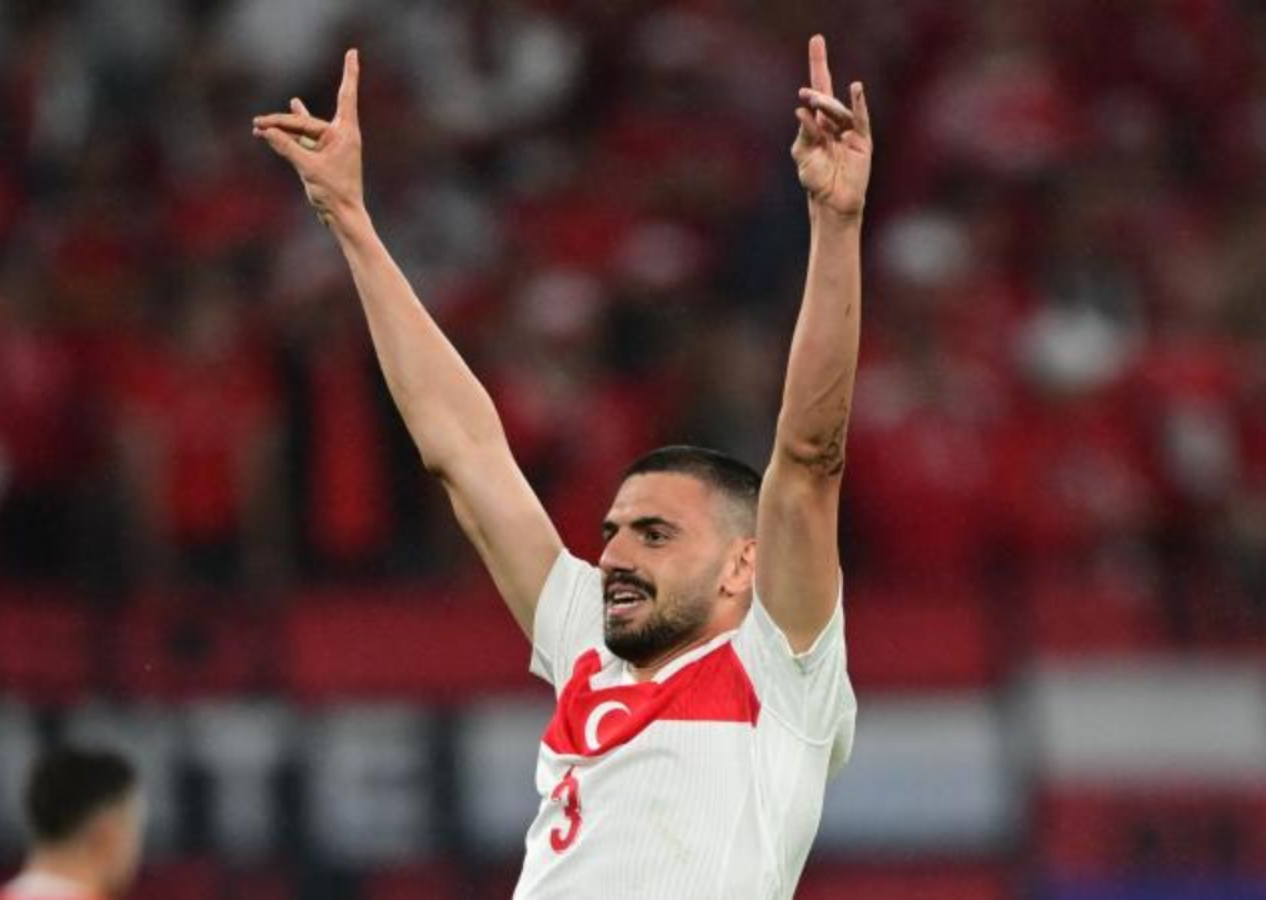 Merih Demiral'a 2 maç ceza verildi