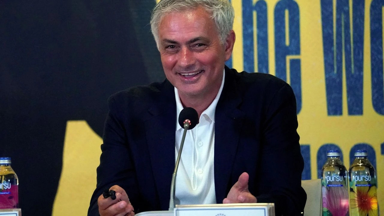 Fenerbahçe'nin transferde kozu Jose Mourinho: Bomba isim için bizzat devreye giriyor!