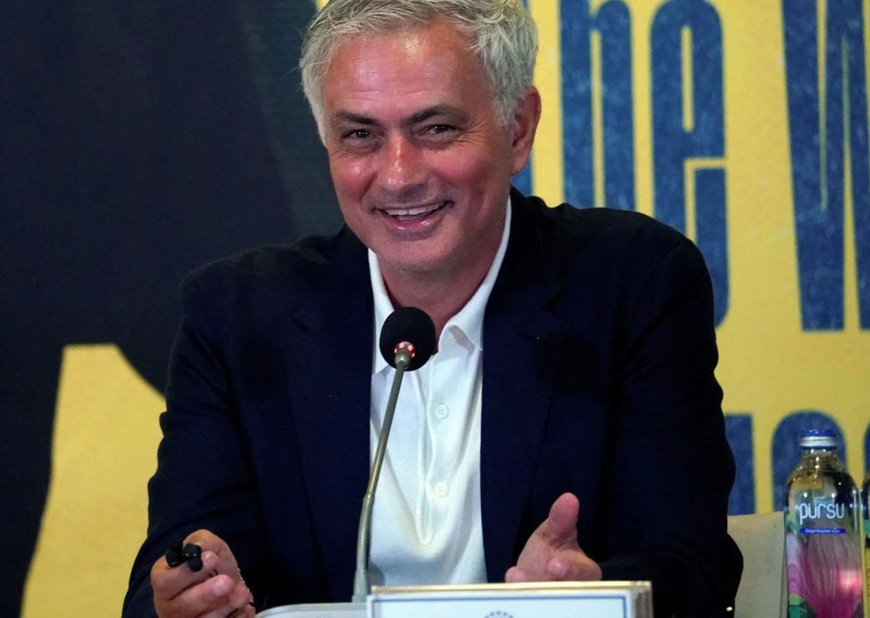 Fenerbahçe'nin transferde kozu Jose Mourinho: Bomba isim için bizzat devreye giriyor!