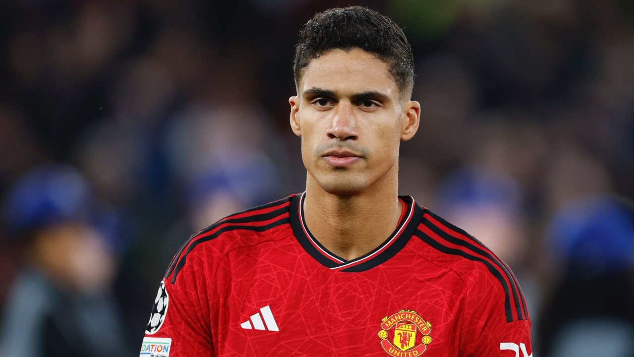Beşiktaş dünyaca ünlü stoper Raphael Varane'dan haber bekliyor