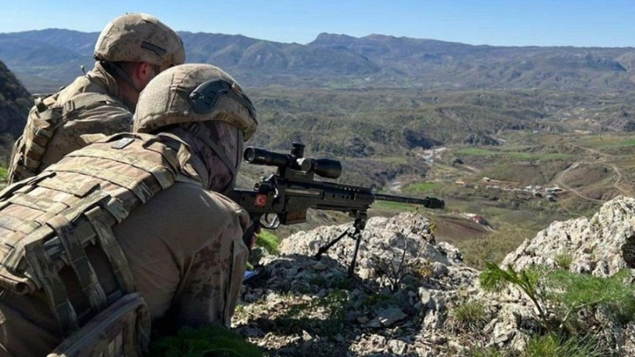 MSB 'kilit kapanıyor' diyerek paylaştı! Irak'ın kuzeyinde hedefler böyle vuruldu
